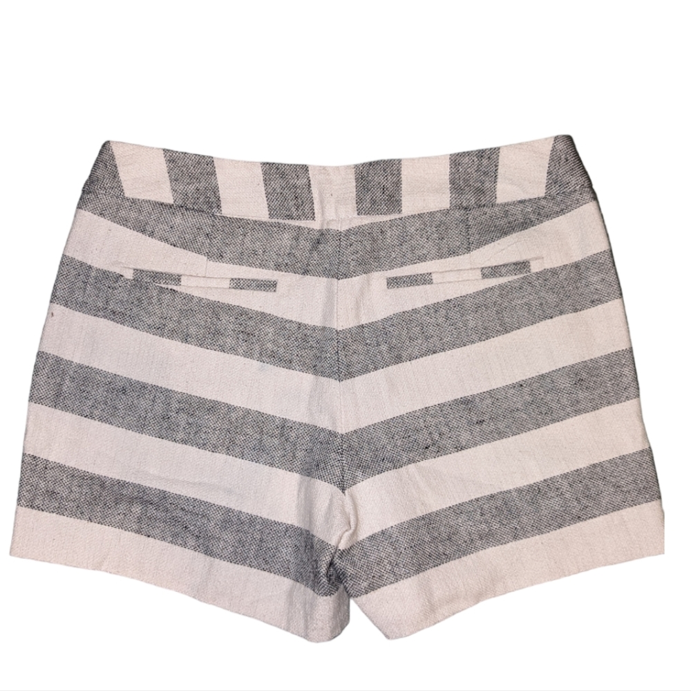 British Khaki shorts, size 4 - Picture 2 of 7
